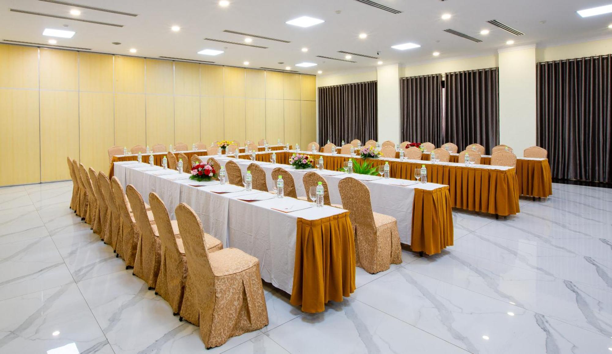 Golden Coast Resort&Spa Phan Thiet Exterior foto